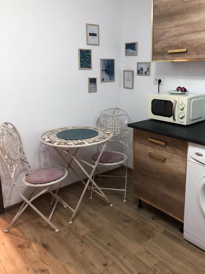 Ultra Central Apartment, Free Parking Oradea - Stray Cats Kültér fotó